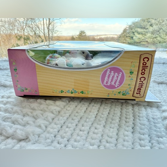 Calico Critters Latte Cat Family set - Picture 3 of 15